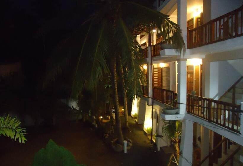 Pensió Sky Garden Mini