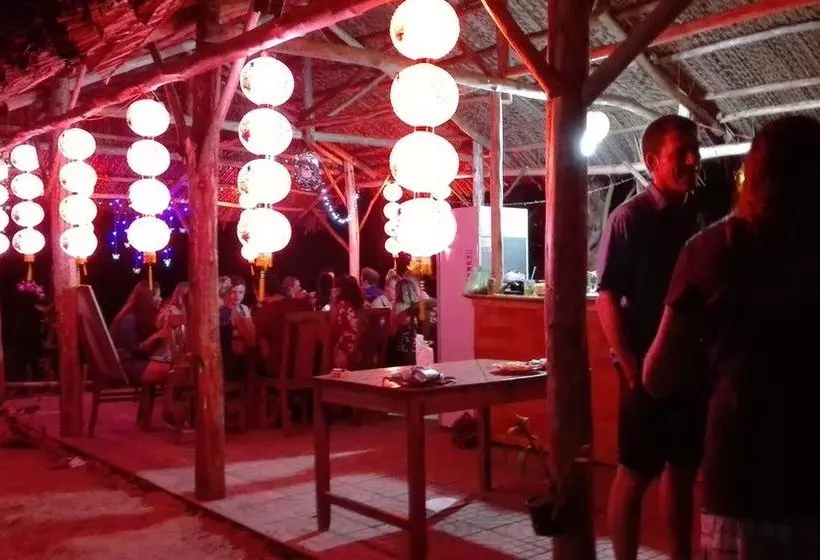 Thuyhouse Resort