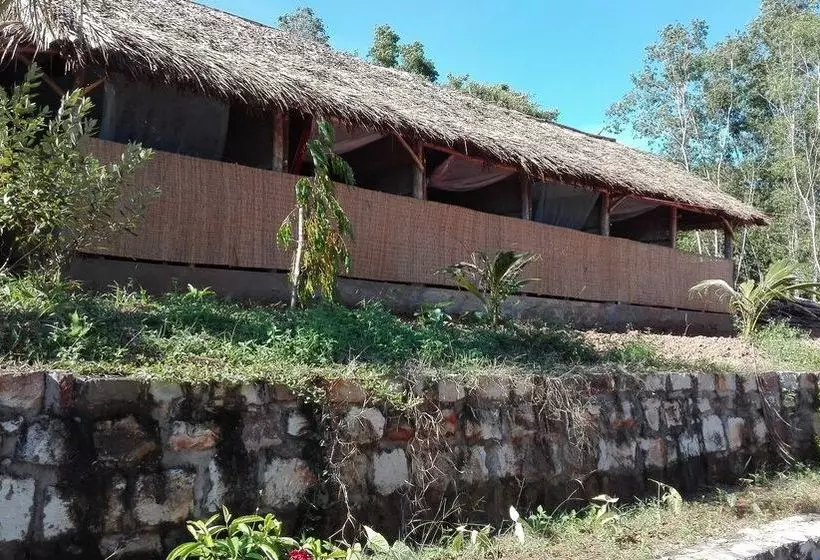 Thuyhouse Resort