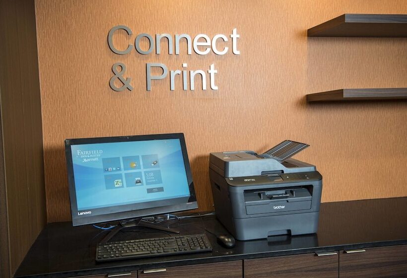 فندق Fairfield Inn & Suites By Marriott Cincinnati Uptown/university Area