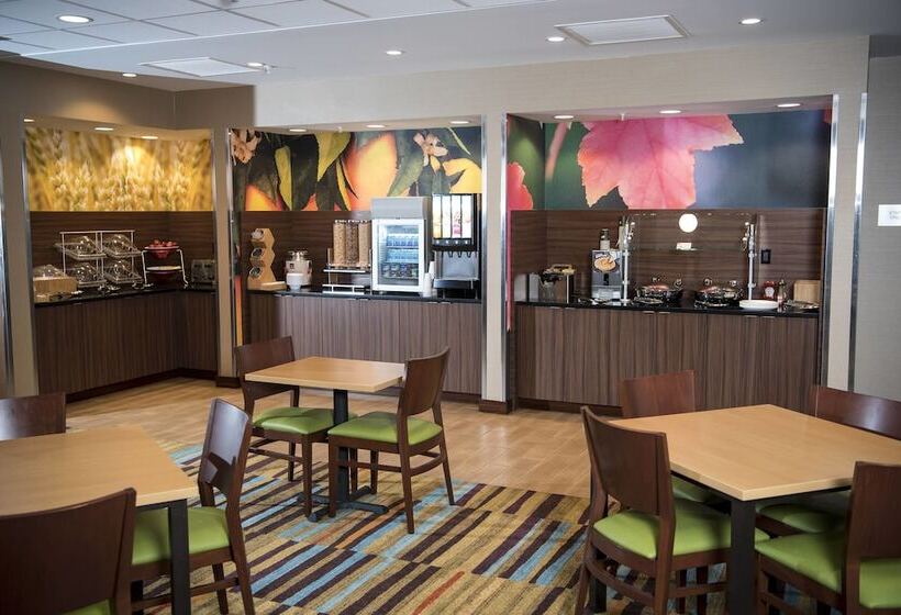 فندق Fairfield Inn & Suites By Marriott Cincinnati Uptown/university Area