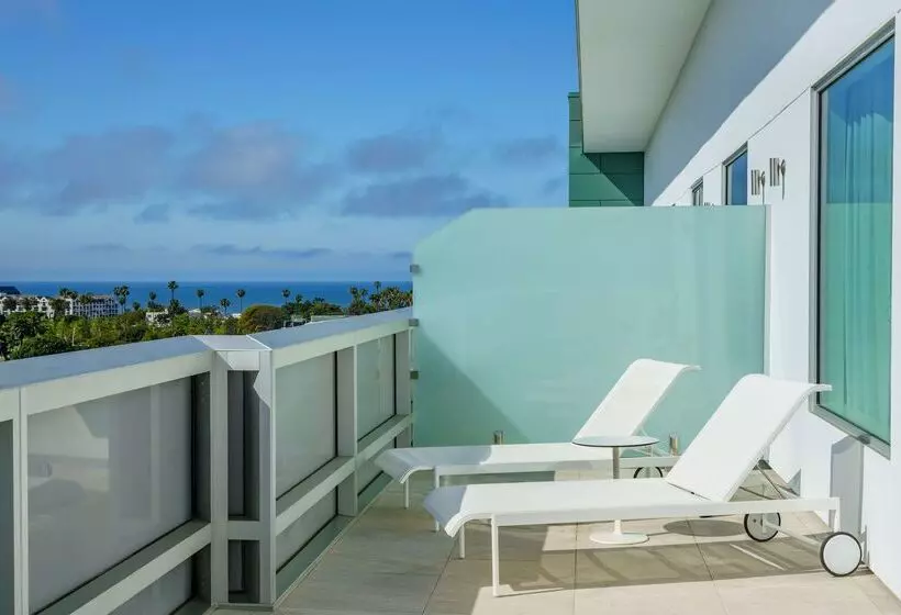 هتل Hampton Inn & Suites Santa Monica