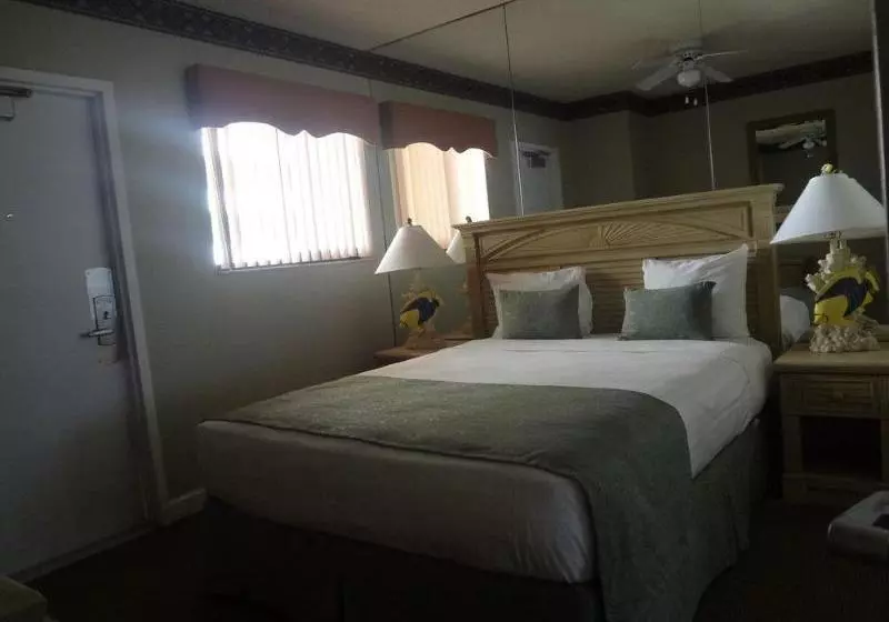 ホテル Lighthouse Cove Resort
