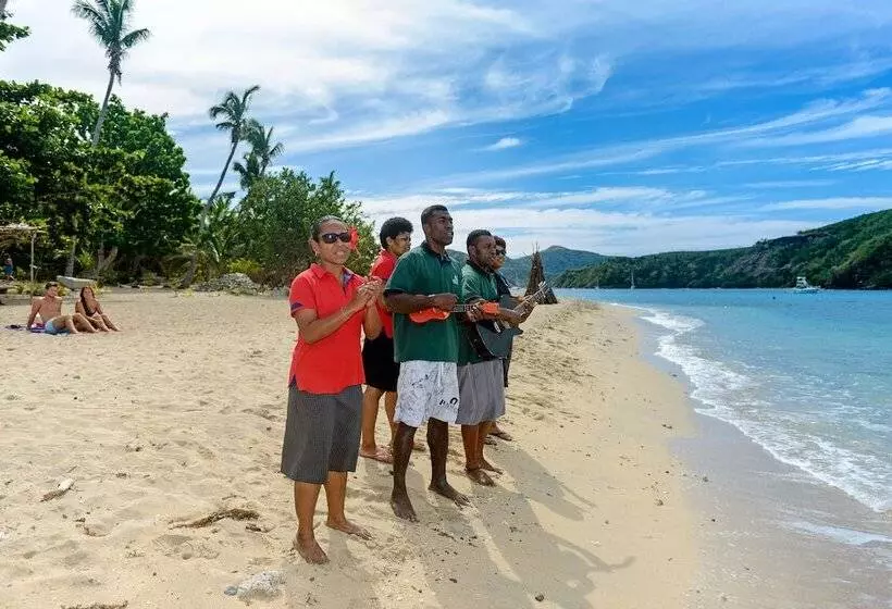 Hotelli Mantaray Island Resort