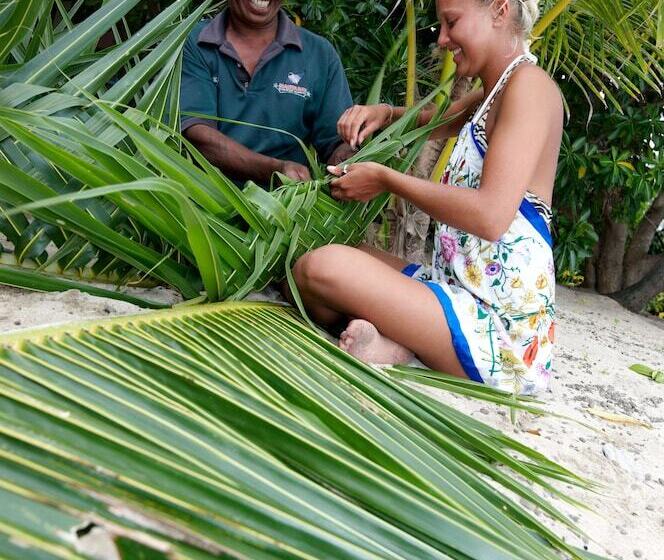 בית מלון כפרי Mantaray Island Resort