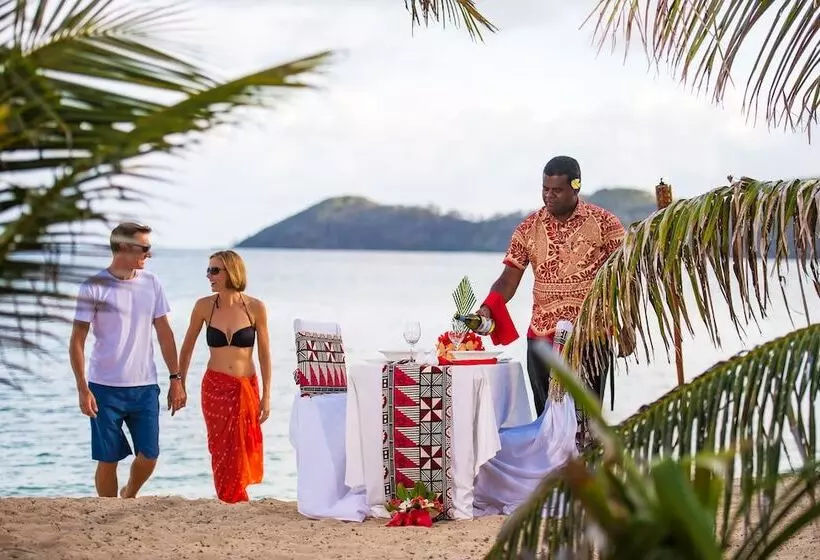 Hotelli Mantaray Island Resort
