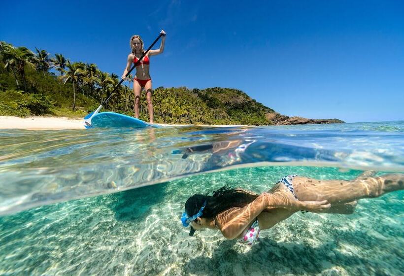 בית מלון כפרי Mantaray Island Resort