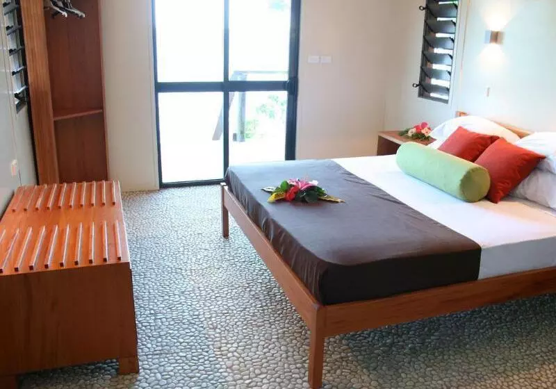 Hotelli Mantaray Island Resort