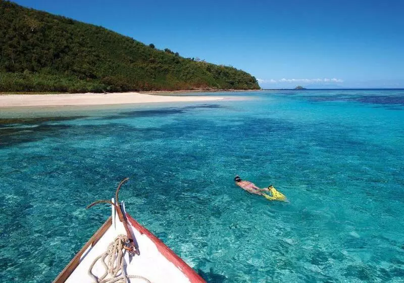 Hotelli Mantaray Island Resort
