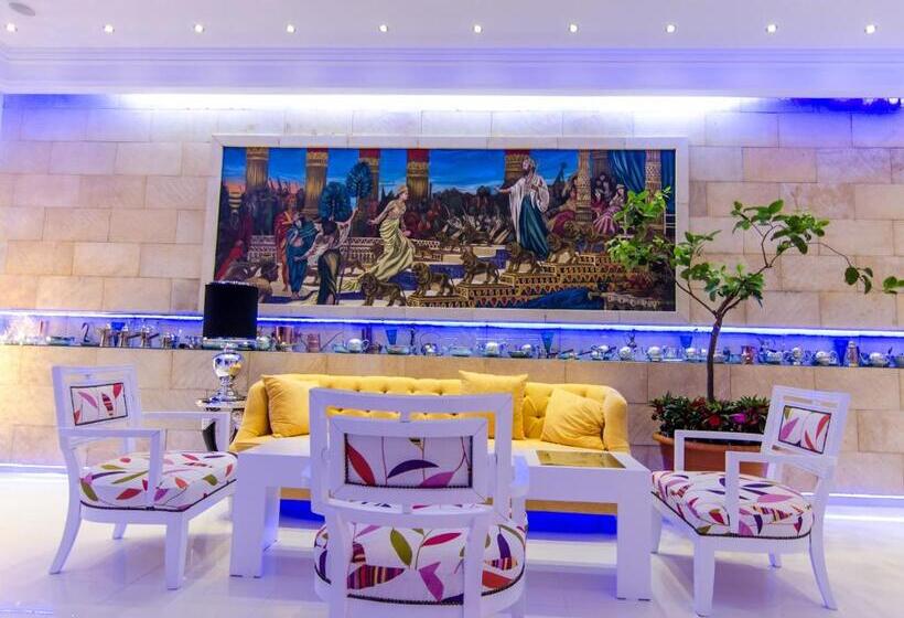 호텔 Phoenicia Luxury