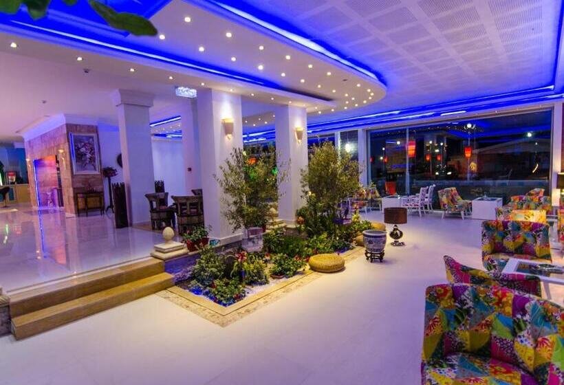 호텔 Phoenicia Luxury