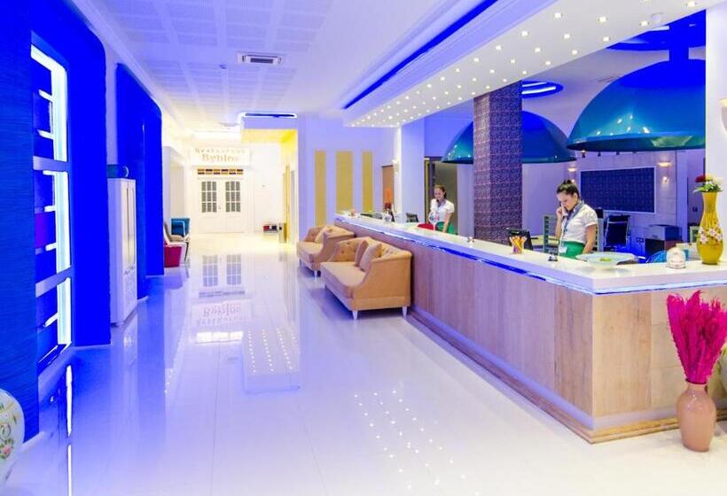 호텔 Phoenicia Luxury