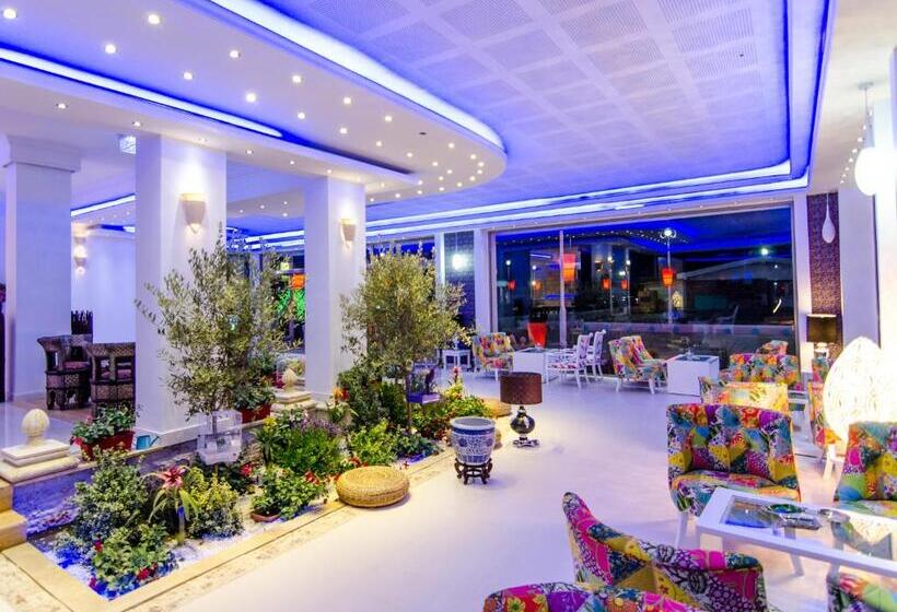 호텔 Phoenicia Luxury