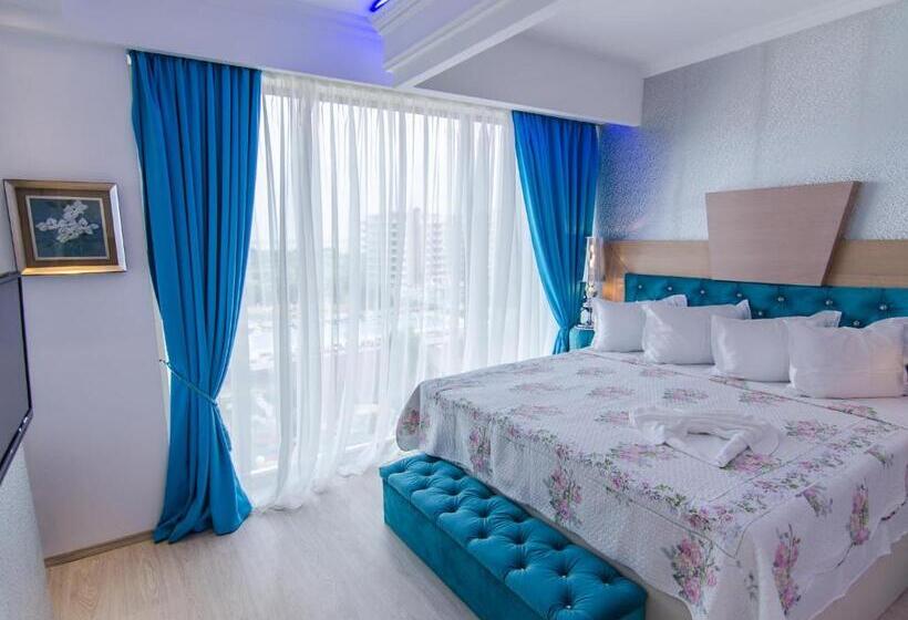 호텔 Phoenicia Luxury