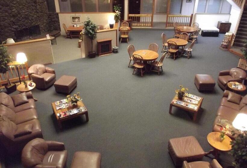 فندق Roundhouse Resort