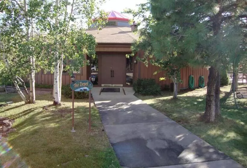 Hotelli Roundhouse Resort