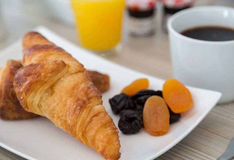 فندق The Originals City, Hôtel Marnelavallée Est, Meaux