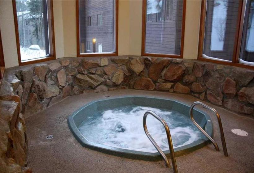 فندق Woods Manor 101a