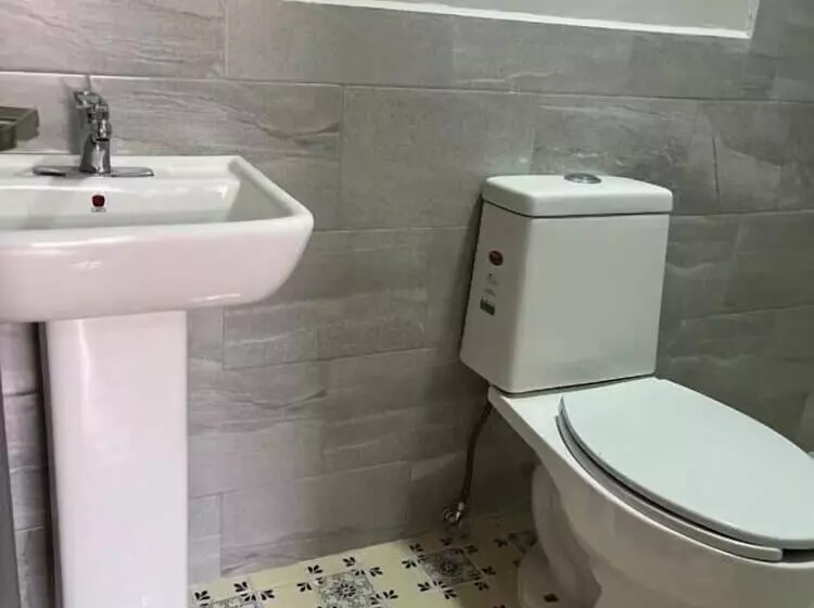 پانسیون El Suburbio   Serapio Rendon