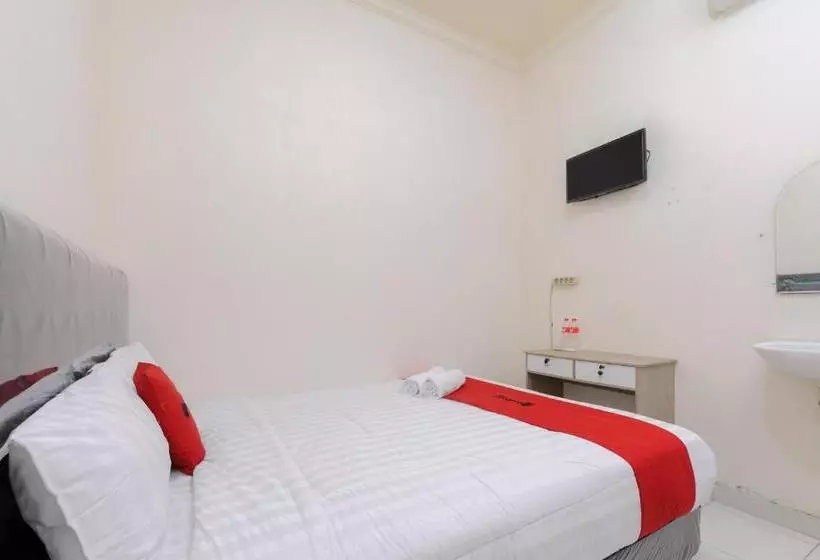 Majatalo Reddoorz At Meruya Utara