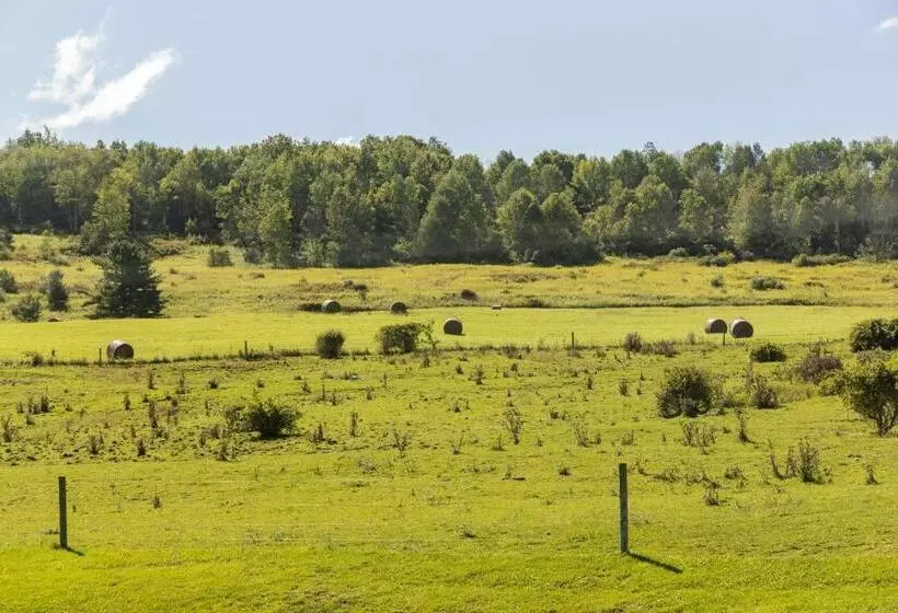 Retkeilymaja Stony Fork Inn