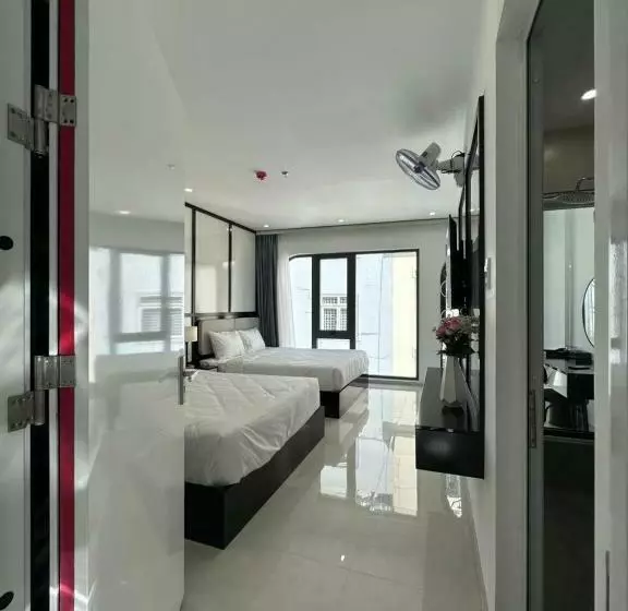 هتل Ana S House