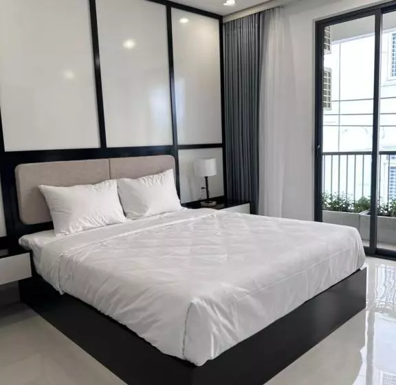 هتل Ana S House