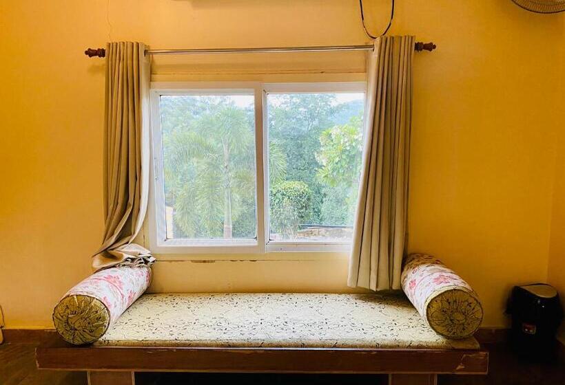 Отель Udai Valley Resort Top Rated Resort In Udaipur With Mountain View