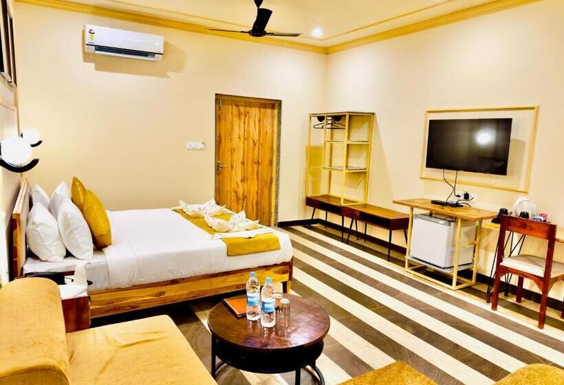 Отель Udai Valley Resort Top Rated Resort In Udaipur With Mountain View