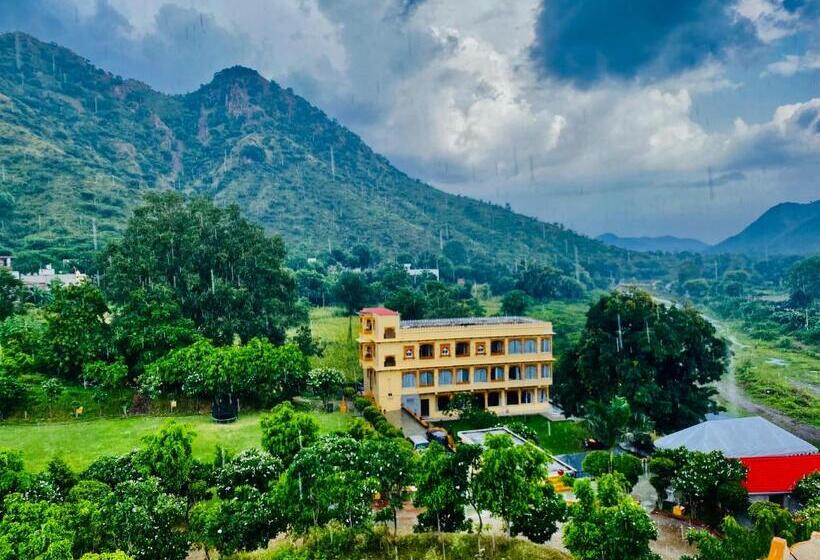 Отель Udai Valley Resort Top Rated Resort In Udaipur With Mountain View