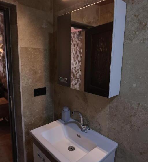 Stone Owl Otel & Restaurant