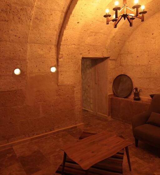 Stone Owl Otel & Restaurant