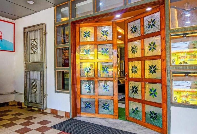 Oyo Flagship Hotel Ashirbad Deluxe