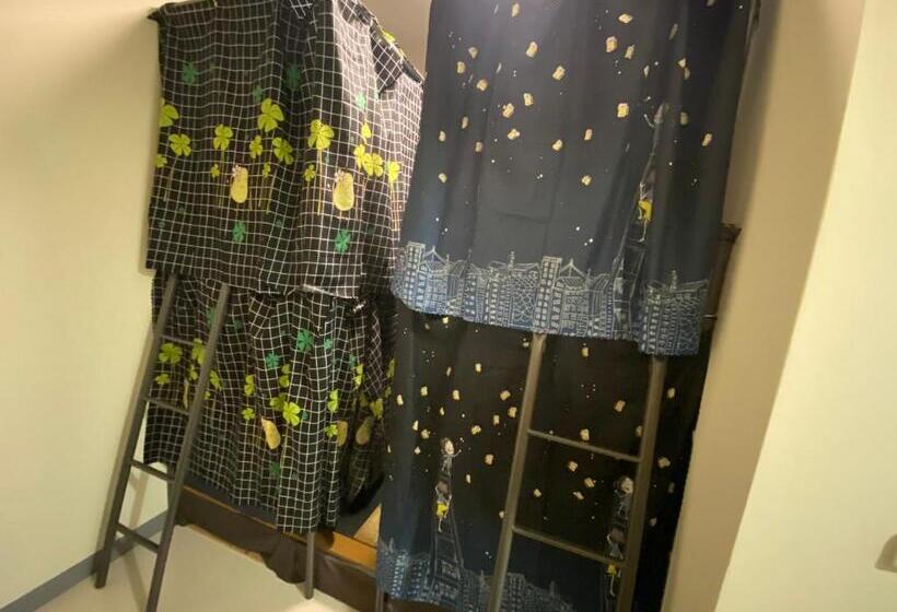 هاستل 康莊背包旅宿 上下舖背包床位4人&6人房&雙人床房 請來電確認住宿否則無效預訂