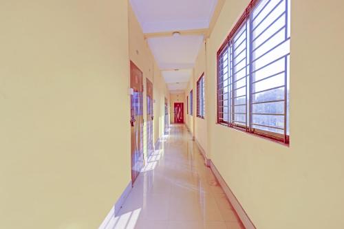 Hotel Oyo Flagship Singha Guest House