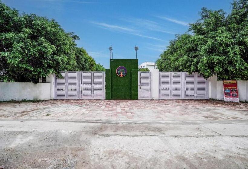 Collection O Riveria Resort