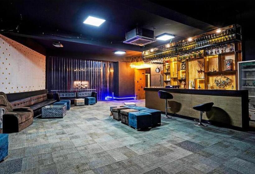 Collection O Riveria Resort