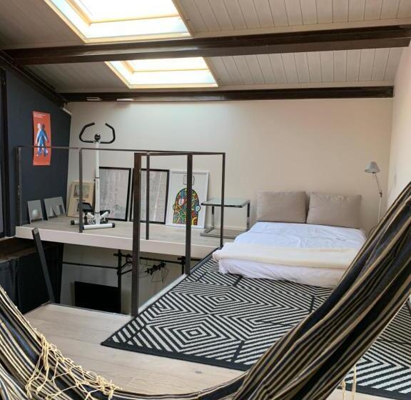 پانسیون Suite In Loft In Catania