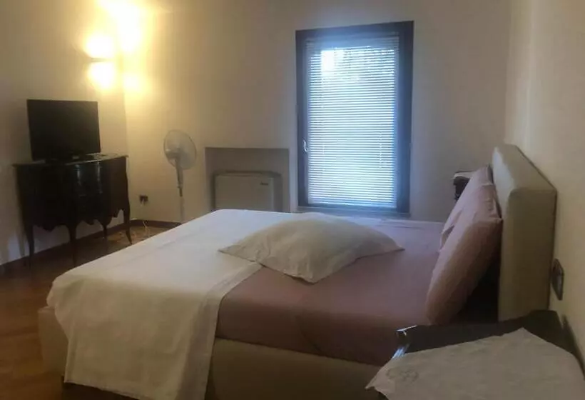 Aamiaismajoitus (B&B) Antico Borgo Di Liteggio