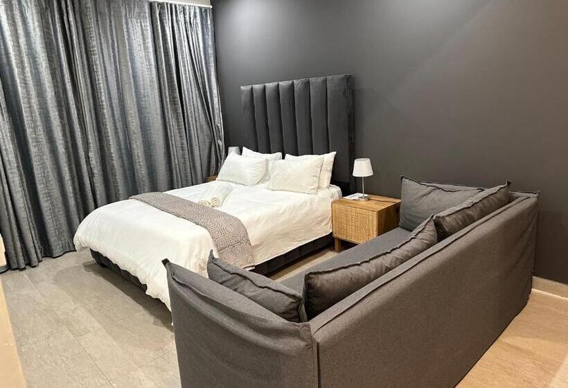 Canal View Estate & Resort