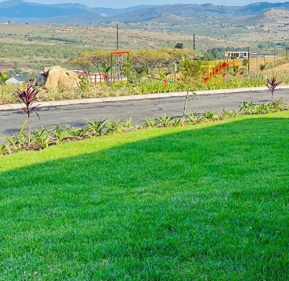 Canal View Estate & Resort