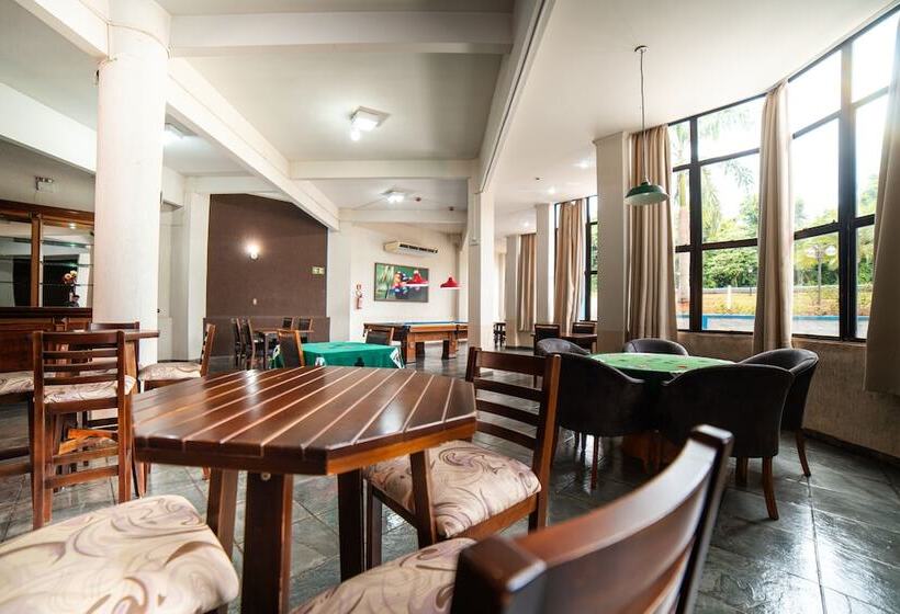 בית מלון כפרי Avm