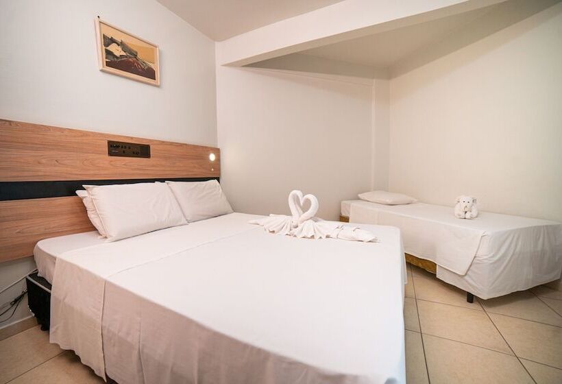 בית מלון כפרי Avm