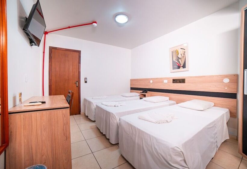 בית מלון כפרי Avm