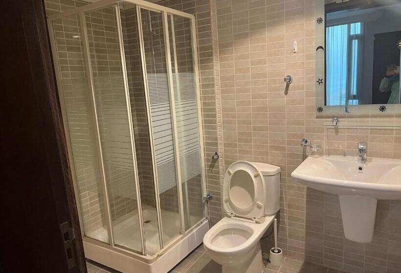 Leaders Plaza Mahboula