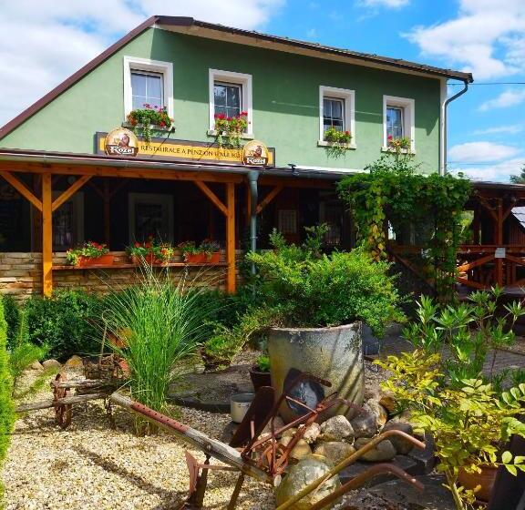 膳宿费 Restaurace A Penzion U Kulíků