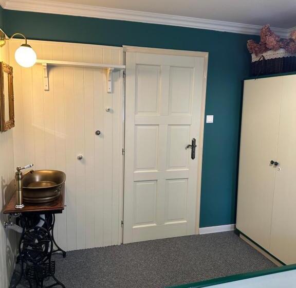 膳宿费 Restaurace A Penzion U Kulíků