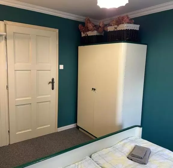 Majatalo Restaurace A Penzion U Kulíků