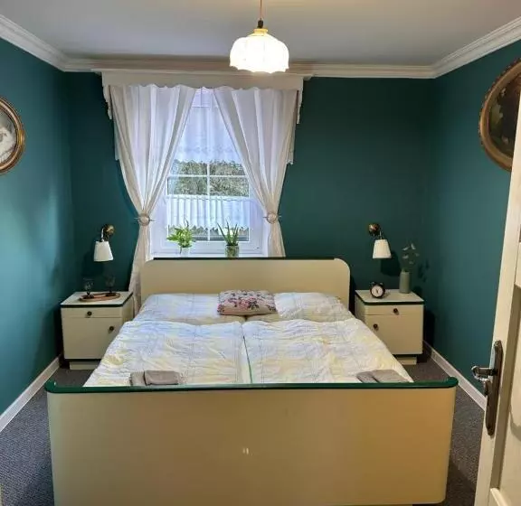 Majatalo Restaurace A Penzion U Kulíků