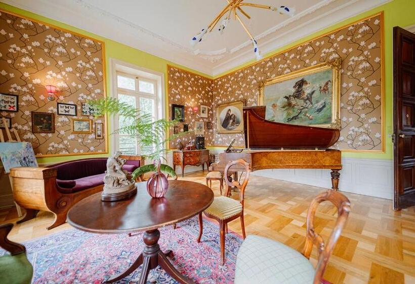 Bed and Breakfast Chateau De Bézyl